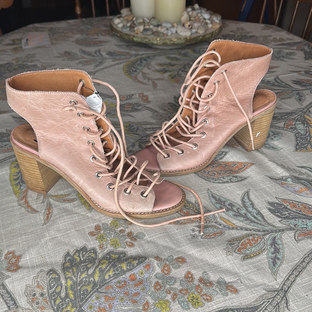 Free People x Jeffrey Campbell